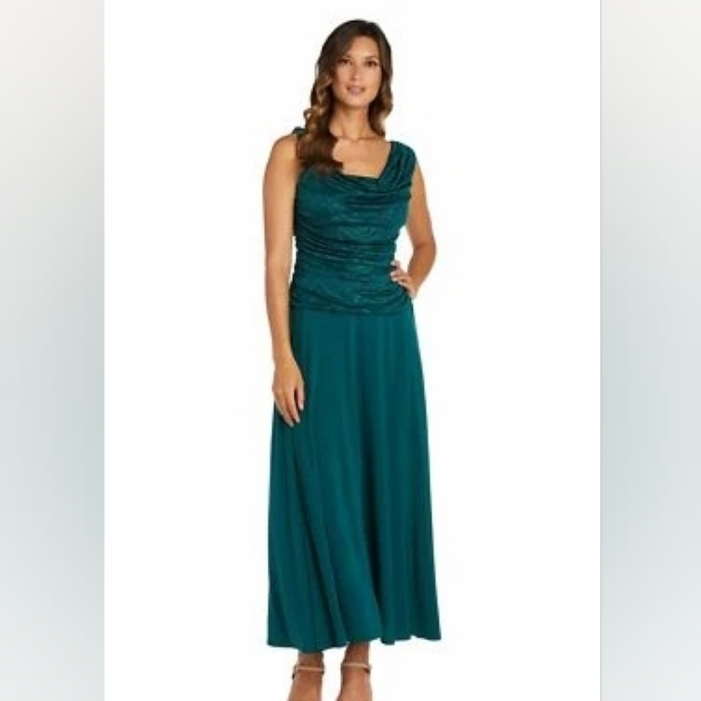 Elegant Teal Evening Gown